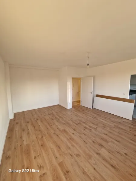 1-Zimmer Wohnung mit Balkon und Einbauküche — photo 1